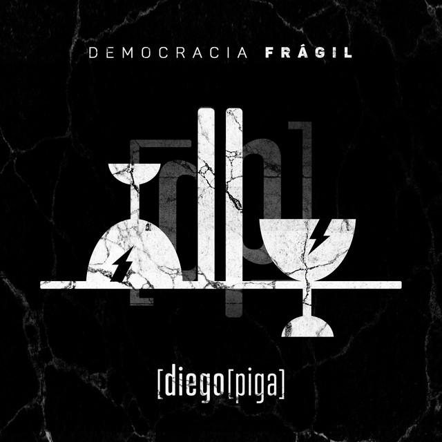 Democracia Frágil cover art
