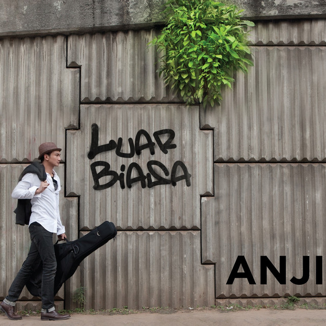 Luar Biasa cover art