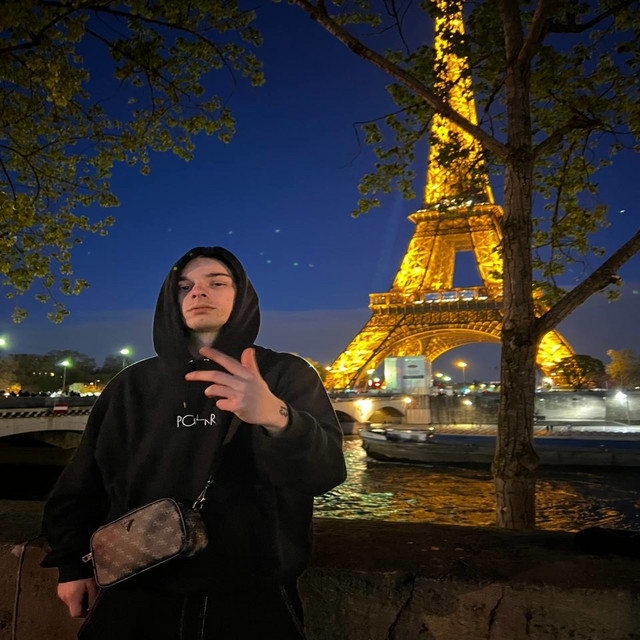 Обкладинка SuperMario — 1 day in Paris