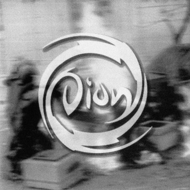 Dion 4