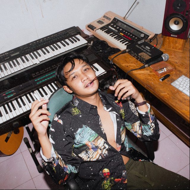 undefined album image