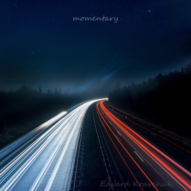Обкладинка: Momentary — Edvard Kravchuk