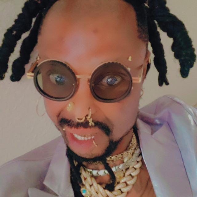 Skyboy street master – even when u pray