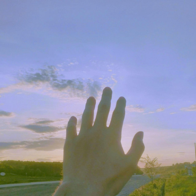 Обкладинка: Between Us — evansgleb