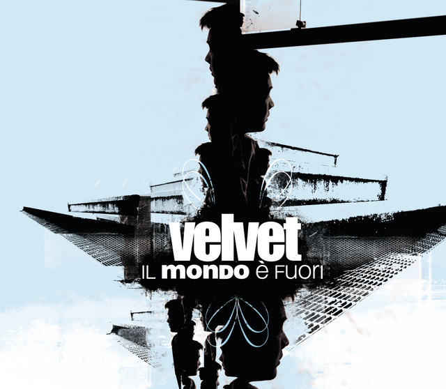 Il Mondo E' Fuori - New Version cover art