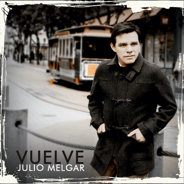 Vuelve album image