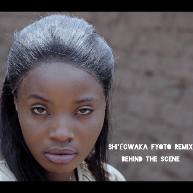 Shi'écwaka Fyoto Rmx