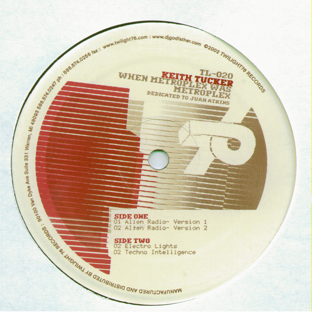 Alien Radio - Version 2 cover art