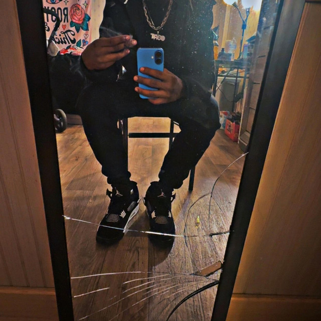 Tay banz33