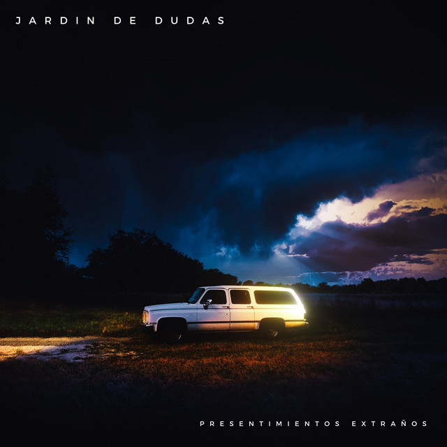 Presentimientos Extraños cover art