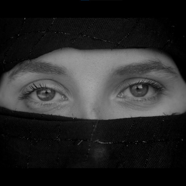 Éjfekete cover art
