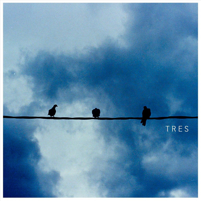 Tres