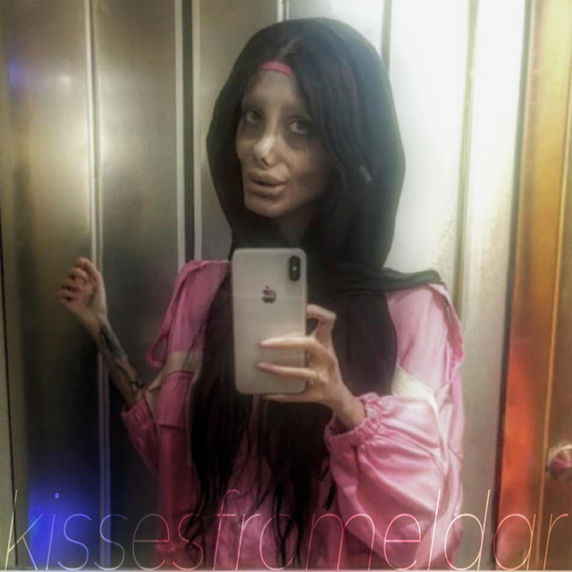 Обкладинка: corpseslovestory — kissesfromeldar