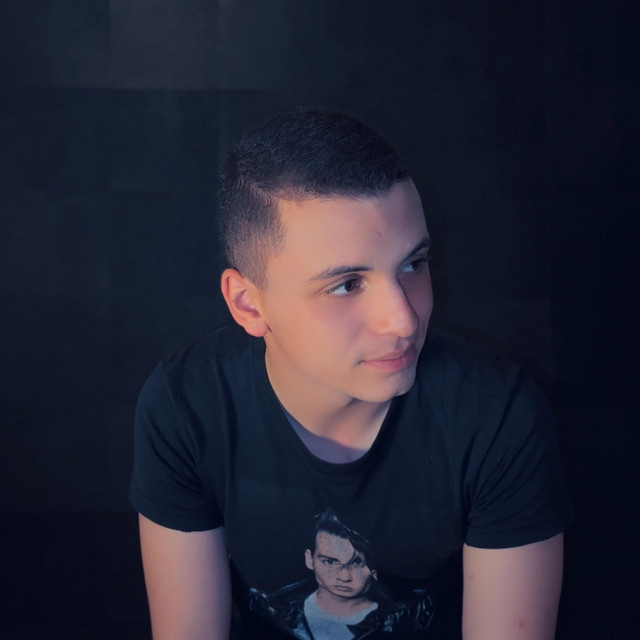 Обкладинка: Rafaela — RONI