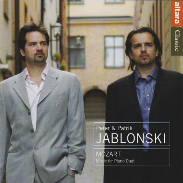 Mozart: Music for Piano Duet cover art