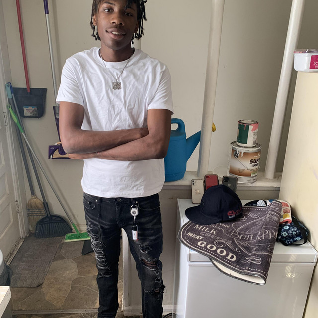 Lul Adot | Spotify