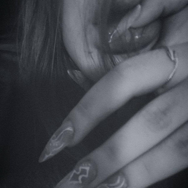 Обкладинка: blame me <3 — 1LUVFLAKE
