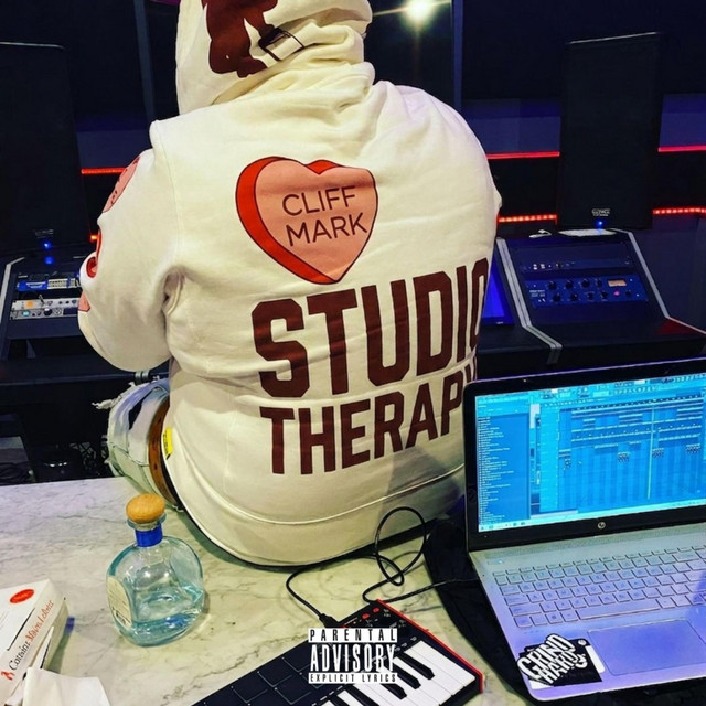 Studio Therapy