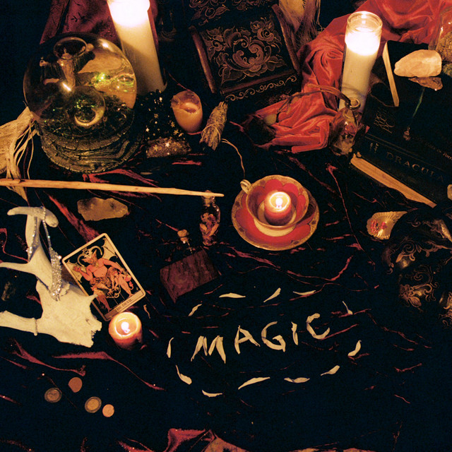 Magic cover
