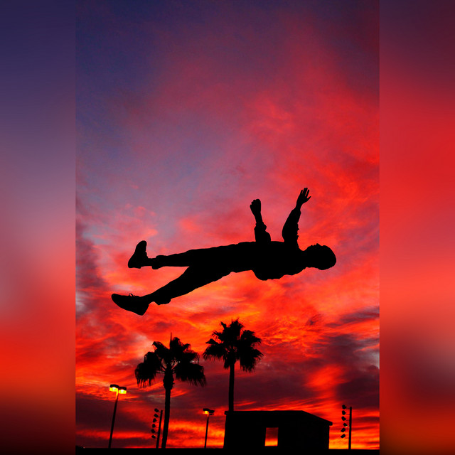 Levitando cover art