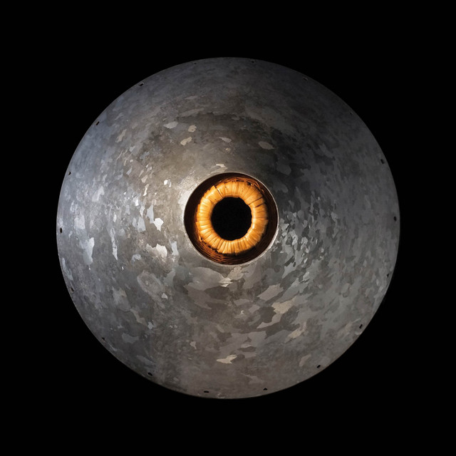Cores / Eruct cover