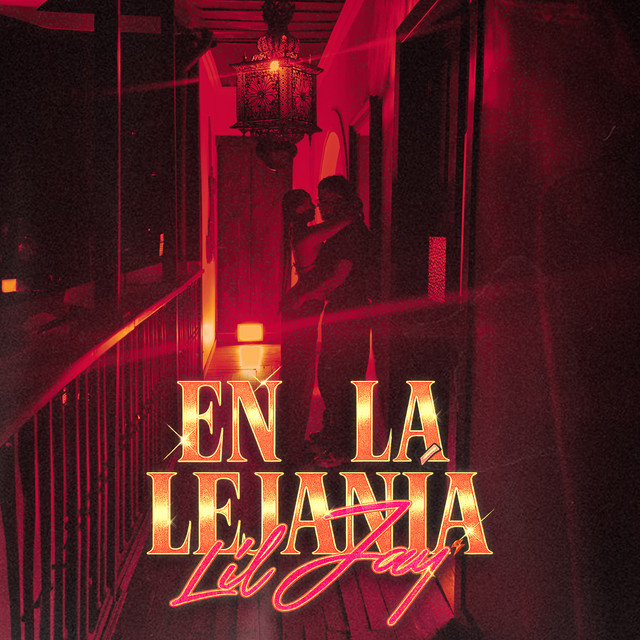 EN LA LEJANIA