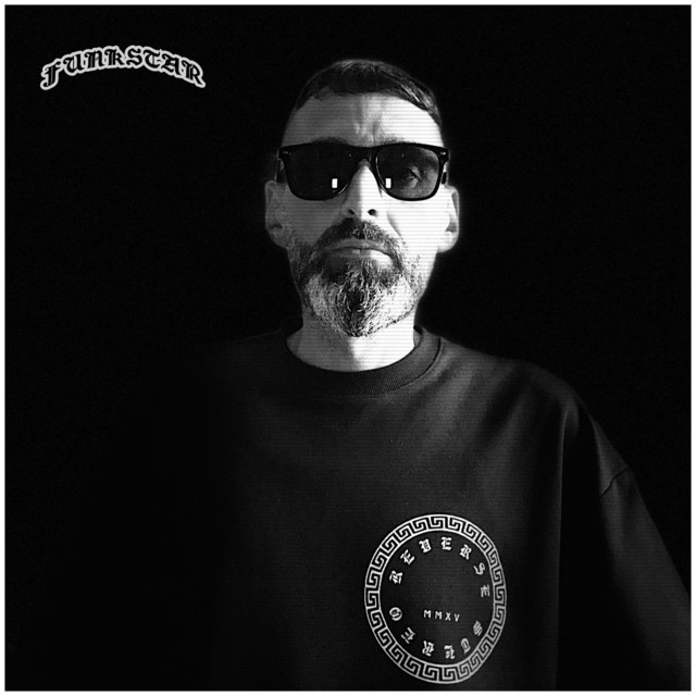 Reverse Stereo – Funkstar