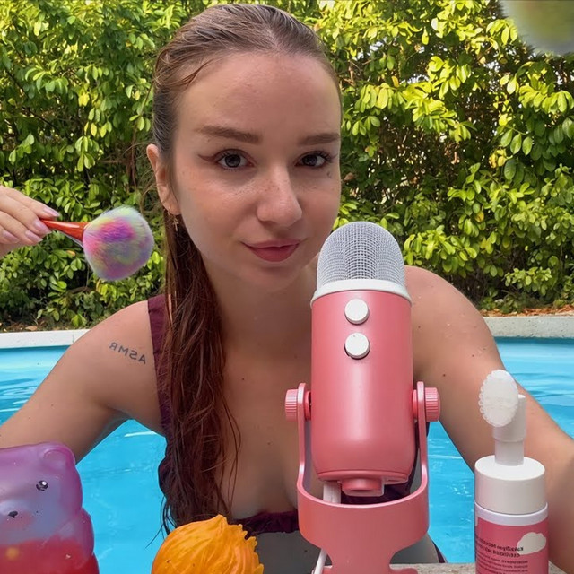 ASMR Piscine cover