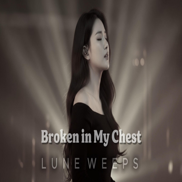 Lune Weeps