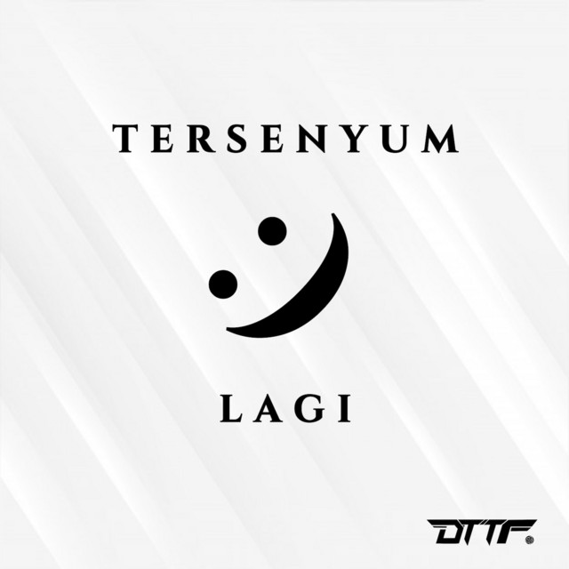 Tersenyum Lagi