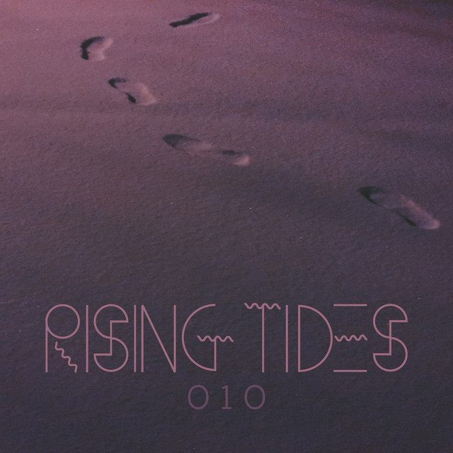 RISING TIDES 010 cover art