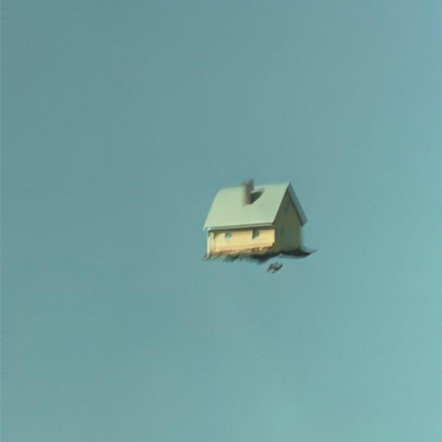 me he inventado una casa