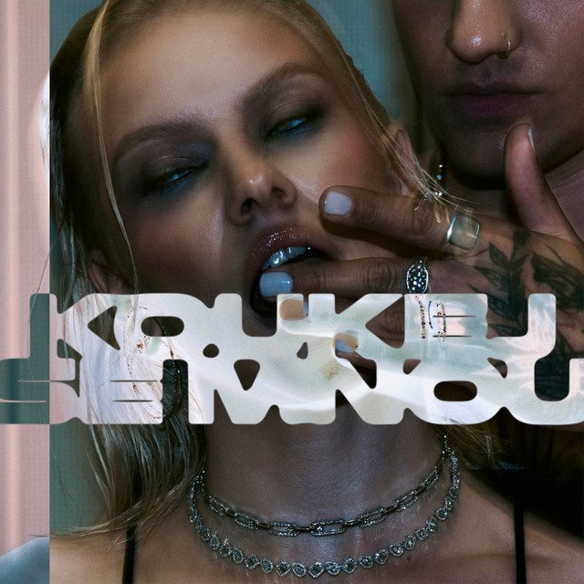 KOUKEJ SE MNOU cover art