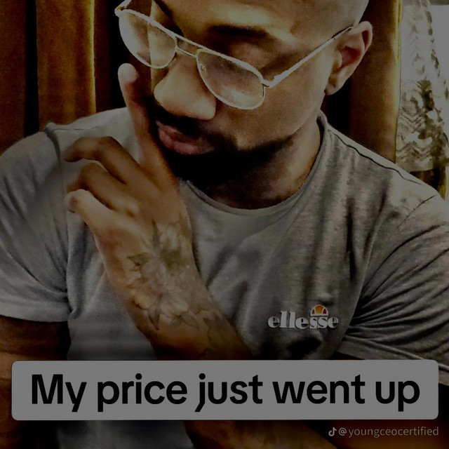 MON£Y