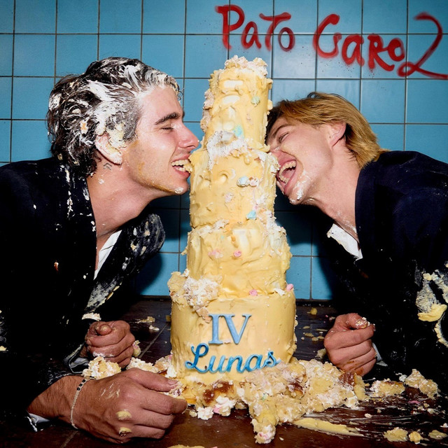 Capa de santito - Pato Garoz