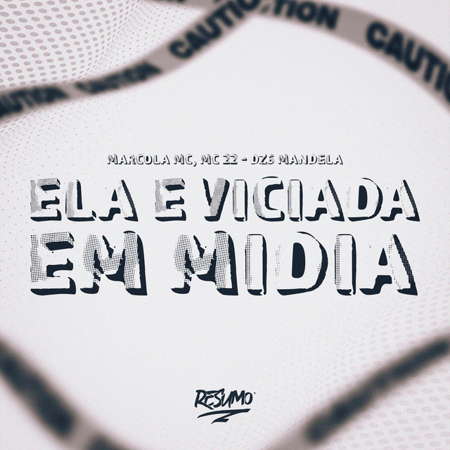 Ela É Viciada em Mídia