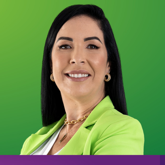 Ludmilla 43444