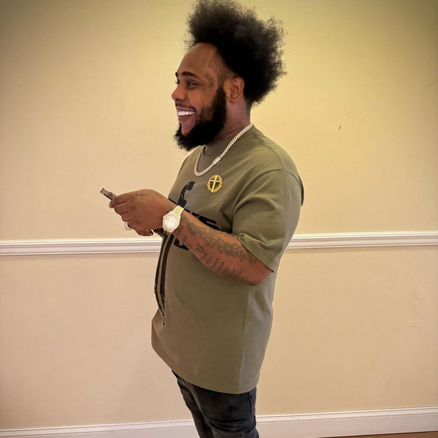 Sqaush GPS tracker - song and lyrics by Sqaush, Real6ixrecord | Spotify