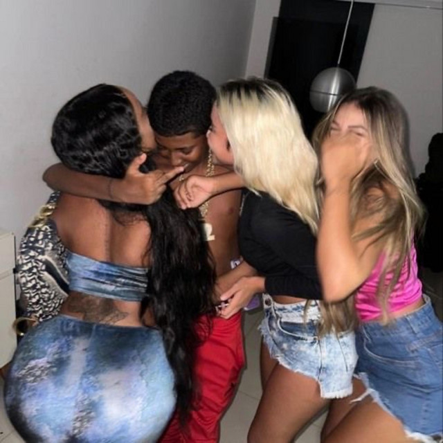 Barulho Da Cama Na Parede Da Sogra