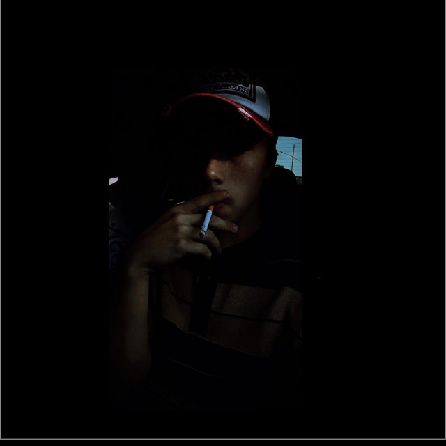 whats that noise? - song and lyrics by comehelpglo | Spotify