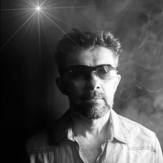 Обкладинка: Щастя(Ремікс) — ОЛЕКСАНДР ШАХОРКІН
