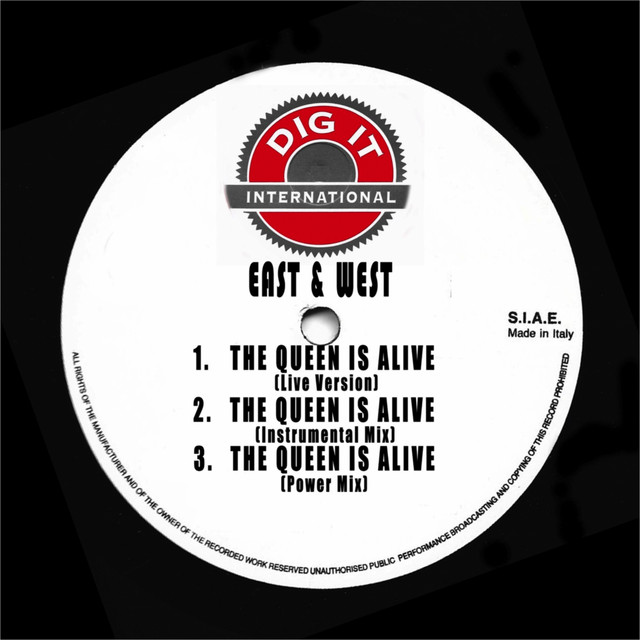 The Queen is Alive - Live cover art