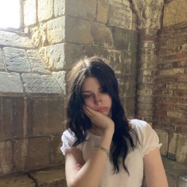 Yalan Değil cover art