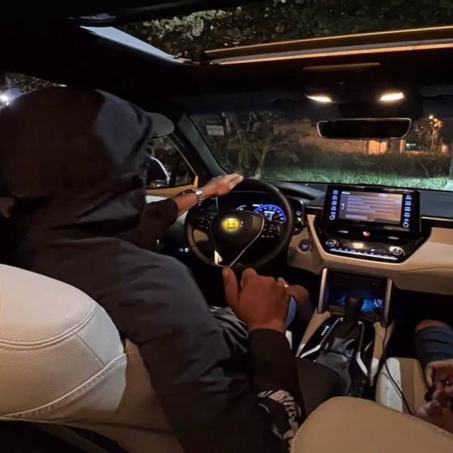 MT - TOMA TOMA TOMA X TU VAI REBOLAR