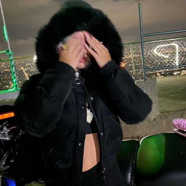 ELA GOSTA É DE BANDIDO