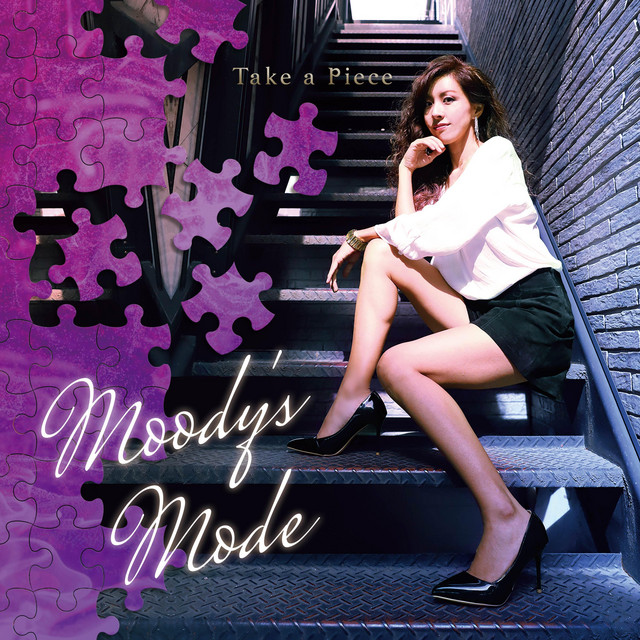 Moody's Mode Photo