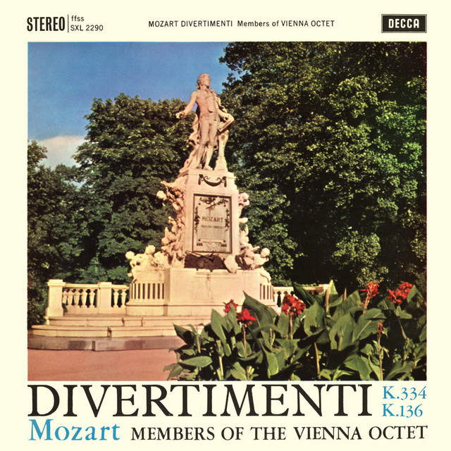 Mozart: Divertimento, K. 334; K. 136/125a (Vienna Octet — Complete