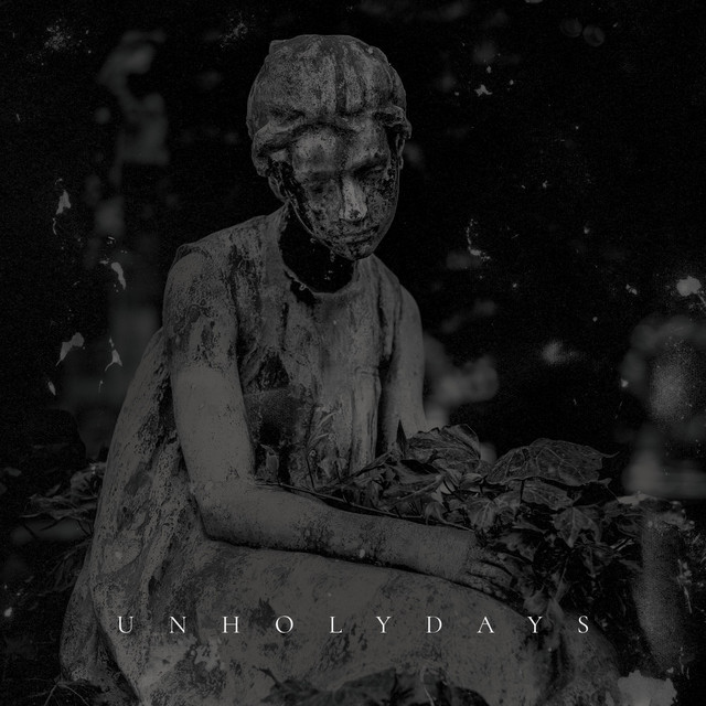 Обкладинка unholydays — постаменты