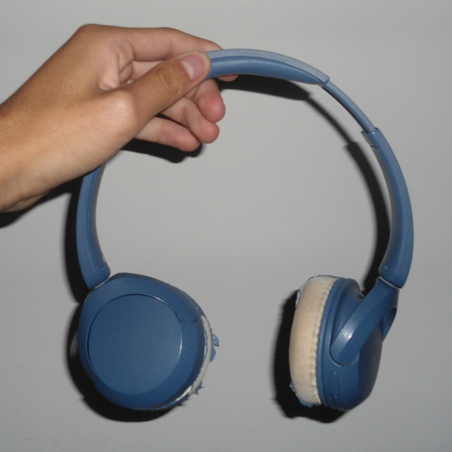 Audífonos cover art