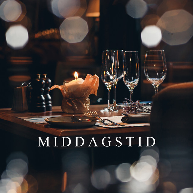 Middagstid: Romantisk middag och intima stunder cover art